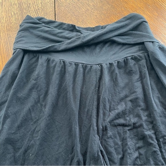 Athleta release pants - Picture 4 of 6